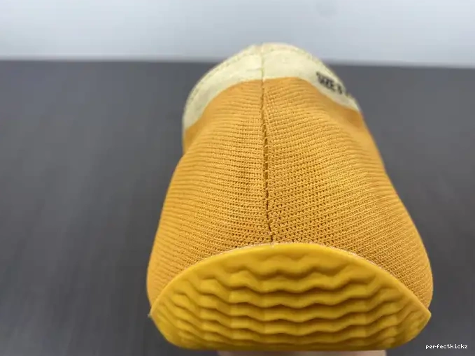 Adidas GW5353 RNR Sulfur Yeezy Knit 0622